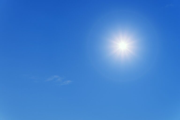 Passive Solar Design: Using Architecture to Beat the Heat (and Cold)